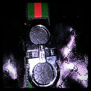 Because who i bought it frm didnt show the size